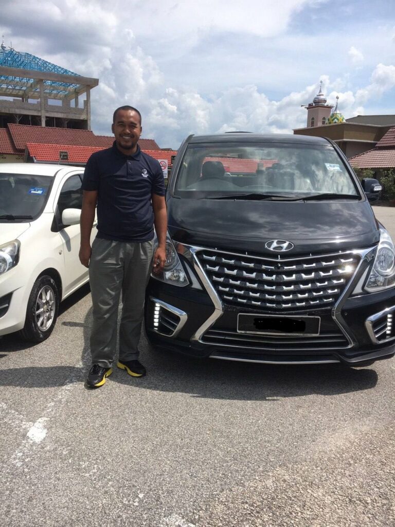 Sewa Van Hyundai Starex Kelantan